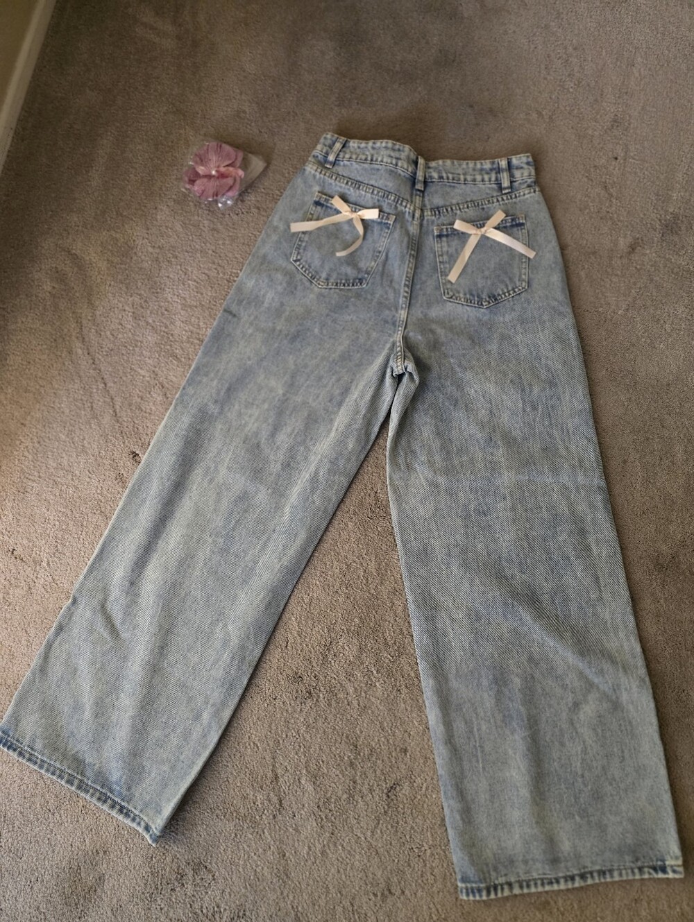 ​Cozy & Cute SHEIN Bundle - Size Medium (Jeans, Tops, Shrug) - Medium